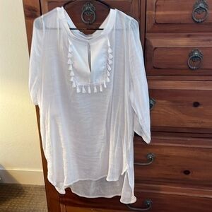 Elsie And Zoey Women’s White Swim Coverup Top Size L/XL NWOT